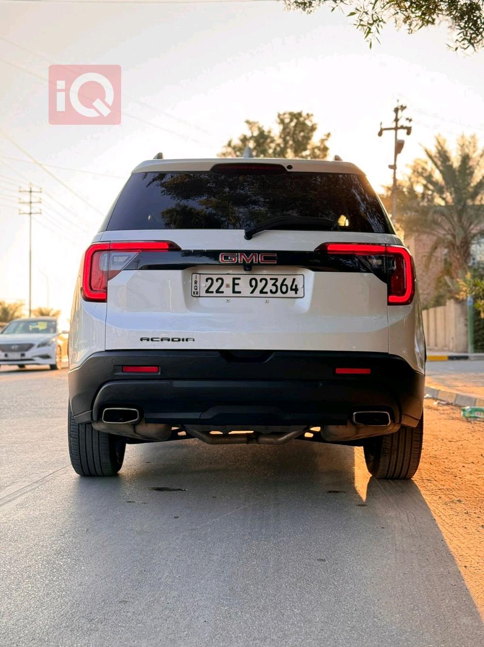 جي ام سي اكاديا